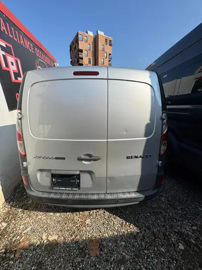 Renault Kangoo Medium dCi 110 — Utilitaire fiable, consommation maîtrisée, sans sinistre — Miniatur 13
