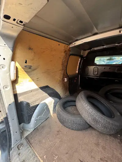Renault Kangoo Medium dCi 110 — Utilitaire fiable, consommation maîtrisée, sans sinistre — Miniatur 17
