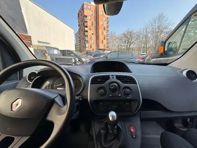 Renault Kangoo Medium dCi 110 — Utilitaire fiable, consommation maîtrisée, sans sinistre — Miniatur 22