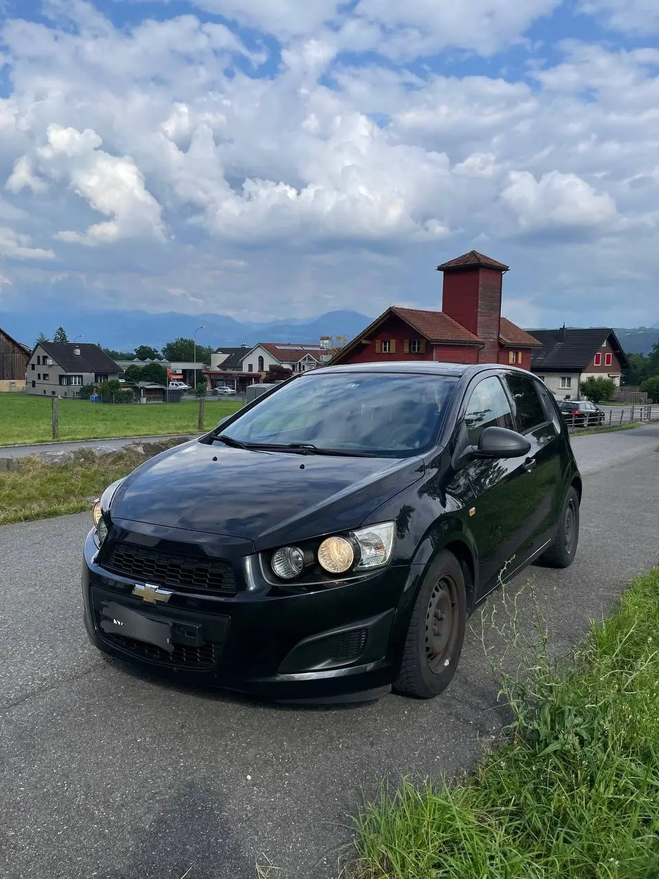 Chevrolet Camaro Aveo 1.2 LS — Sportive compacte entretenue, sans accident