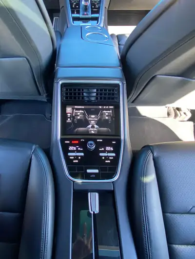 Porsche Panamera 4 E-Hybrid PDK — Berline sportive hybride rechargeable, 89'000 km — Miniatura 13