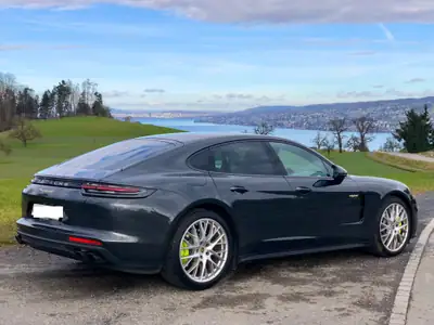Porsche Panamera 4 E-Hybrid PDK — Berline sportive hybride rechargeable, 89'000 km — Miniatura 19