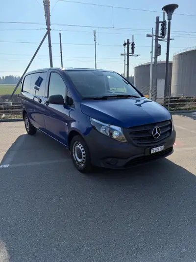 Mercedes-Benz Vito 114 BlueTEC — Utilitaire diesel économique, 115'000 km, historique sans sinistre — vue extérieure