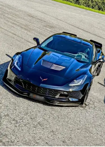 Chevrolet Corvette Z06 C7.R Edition — Supercar américaine rare, 660 ch, quasi neuve — côté