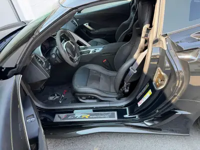 Chevrolet Corvette Z06 C7.R Edition — Supercar américaine rare, 660 ch, quasi neuve — Miniature 12