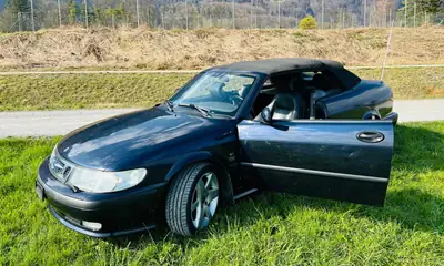 SAAB 9-3 Cabriolet 2.0i 16T — Décapotable sportive, moteur turbo 185 ch — Armaturenbrett