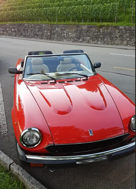 Fiat 124 Spider — Cabriolet Classique des Années 80, 72'000 km, Moteur 2.0 L — Außenansicht