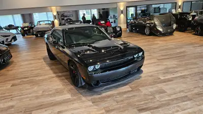 Dodge Challenger 6.2 SRT Hellcat — Muscle car légendaire, 717 ch purs — detail