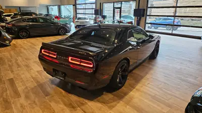 Dodge Challenger 6.2 SRT Hellcat — Muscle car légendaire, 717 ch purs — Thumbnail 10