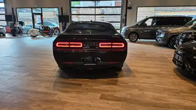 Dodge Challenger 6.2 SRT Hellcat — Muscle car légendaire, 717 ch purs — Thumbnail 11