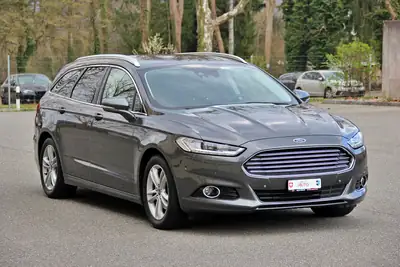 Ford Mondeo Break 2.0 TDCi Titanium — Familial spacieux, diesel économe et bien équipé — Miniatura 7