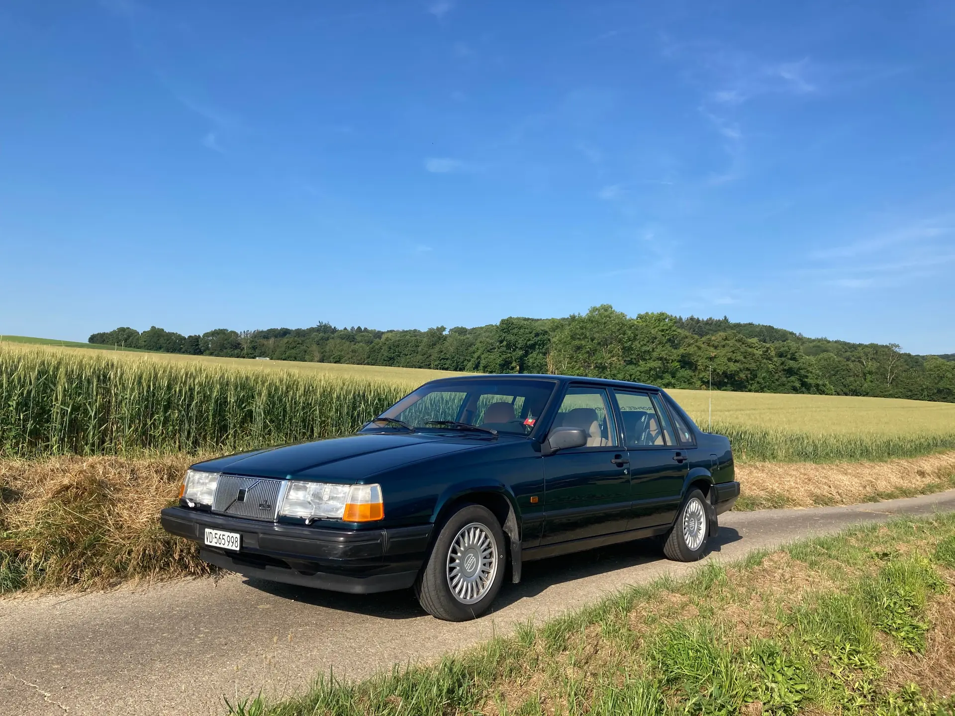 Volvo 940 2.3 GLE 1992 — Berline suédoise élégante, seize ans d'histoire et seulement 70 000 km