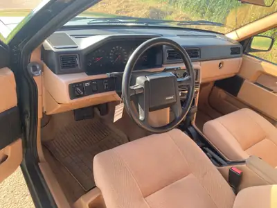 Volvo 940 2.3 GLE 1992 — Berline suédoise élégante, seize ans d'histoire et seulement 70 000 km — Detail