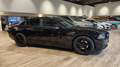 Dodge Charger R/T 5.7 — Muscle car américain authentique, jantes Vossen 20", impeccable — Thumbnail 7