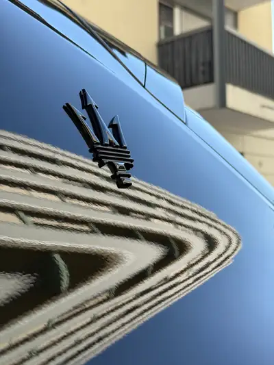 Maserati Grecale 2.0 MHEV Modena — SUV hybride premium, 58'000 km, toit panoramique — détail