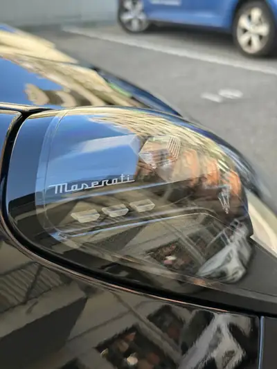 Maserati Grecale 2.0 MHEV Modena — SUV hybride premium, 58'000 km, toit panoramique — intérieur