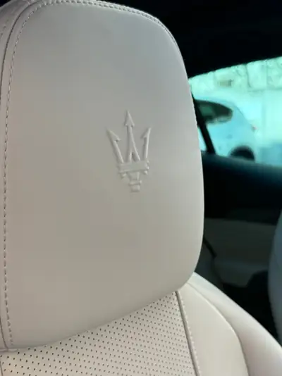 Maserati Grecale 2.0 MHEV Modena — SUV hybride premium, 58'000 km, toit panoramique — Miniature 15