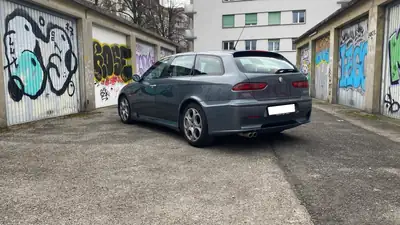 Alfa Romeo 156 Sportwagon 3.2 V6 GTA — Break sportif légendaire, 250 ch authentiques — vista posteriore