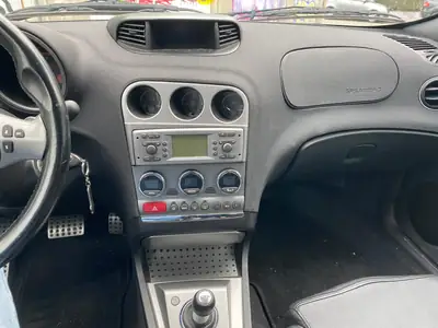 Alfa Romeo 156 Sportwagon 3.2 V6 GTA — Break sportif légendaire, 250 ch authentiques — interni