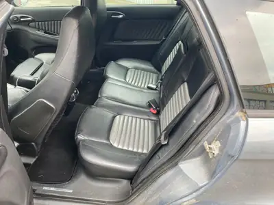 Alfa Romeo 156 Sportwagon 3.2 V6 GTA — Break sportif légendaire, 250 ch authentiques — Miniatura 8