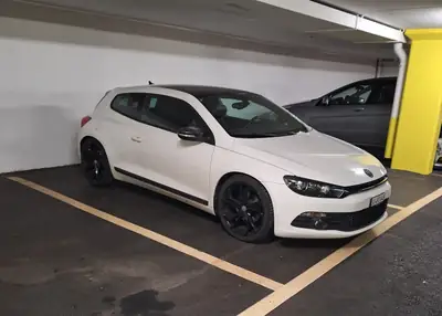 VW Scirocco 1.4 TSI — Coupé sportif compact, fraîchement révisé — Außenansicht