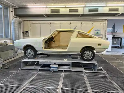Fiat 128 Moretti Coupé 1970 — Bijou automobile mythique, exemplaire ultra-rare — Miniatura 14