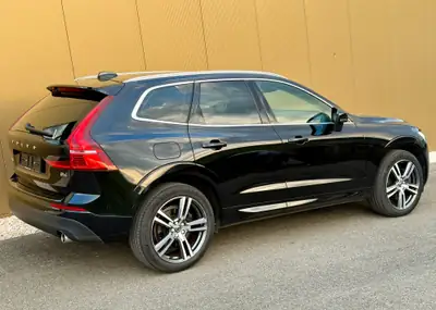 Volvo XC60 B4 R-Design — SUV premium diesel mild hybrid, 100 000 km, expertisé — interior