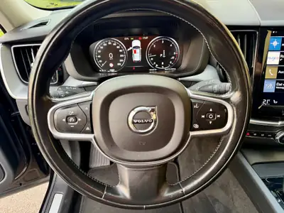 Volvo XC60 B4 R-Design — SUV premium diesel mild hybrid, 100 000 km, expertisé — Thumbnail 15