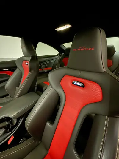 BMW M4 Heritage Limited Edition — Coupé sportif 450 ch, 10 000 km seulement — Miniatur 7