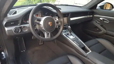 Porsche 911 Carrera S PDK — L'icône sportive allemande, 19'000 km seulement — Detail