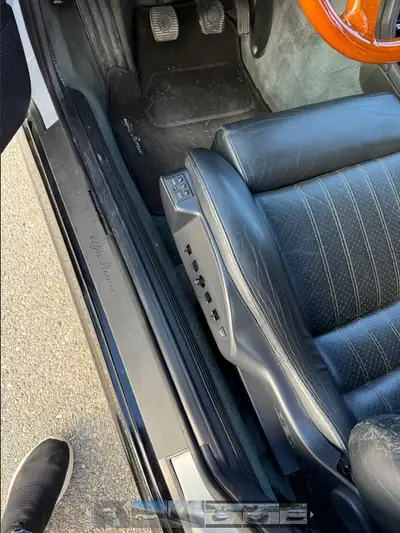 Alfa Romeo 164 Quadrifoglio Verde 1992 — Berline italienne de prestige, moteur 3.0L — Miniature 15