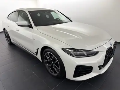 BMW 420i G Coupé M Sport — Élégance sportive, première main avec garantie constructeur — interior