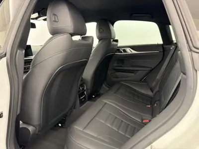 BMW 420i G Coupé M Sport — Élégance sportive, première main avec garantie constructeur — detail