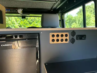 Land Rover Defender 110 Final Edition — L'icon britannique ultime, 70.000 CHF d'équipements premium — détail