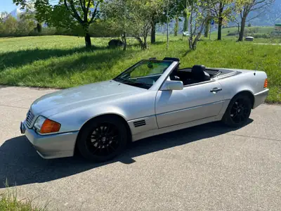 Mercedes-Benz SL 500 — Cabriolet prestige des années 90, 320 ch et seulement 111'300 km — dettaglio
