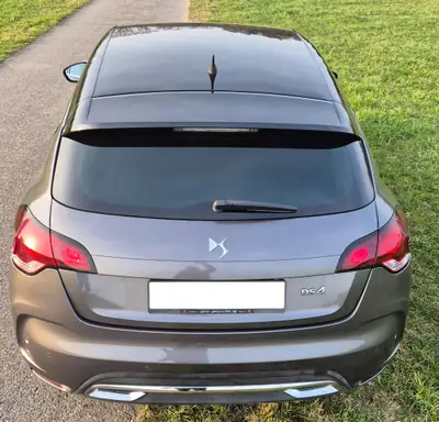 DS 4 2.0 Blue HDi Sport Chic — Diesel efficace, équipement premium, 107'000 km — détail