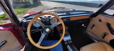 Alfa Romeo Giulia 1300 GT Junior 1975 — Coupé sportif vintage, historique sans sinistre — Miniatur 7