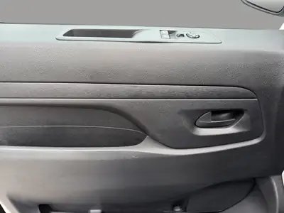 Opel Vivaro Cargo 1.5 D — Utilitaire diesel fiable, 1'890 km seulement — Thumbnail 12