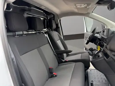 Opel Vivaro Cargo 1.5 D — Utilitaire diesel fiable, 1'890 km seulement — Thumbnail 20