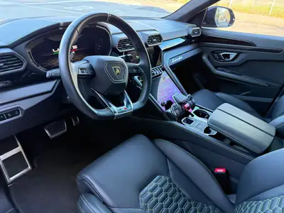 Lamborghini Urus E-Gear — Le SUV sportif italien à motorisation V8 essence — Miniature 9