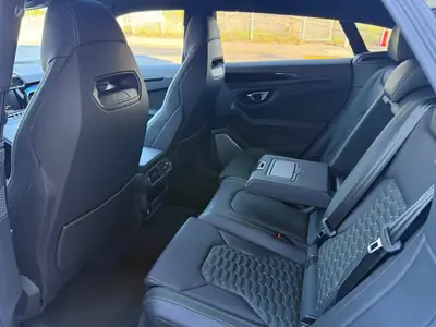 Lamborghini Urus E-Gear — Le SUV sportif italien à motorisation V8 essence — Miniature 11