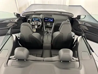 BMW 840i M Sport Pro 2025 — Cabriolet haute performance, première main, très peu roulé — Thumbnail 8