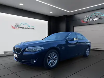 BMW 530d xDrive Steptronic — Berline premium diesel, transmission intégrale, sans sinistre — Heckansicht