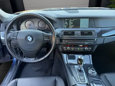 BMW 530d xDrive Steptronic — Berline premium diesel, transmission intégrale, sans sinistre — Miniatur 9