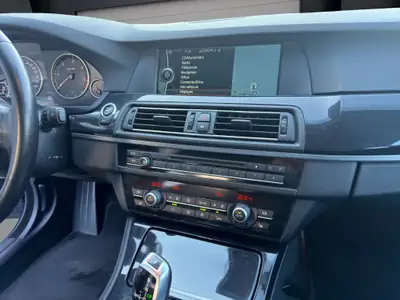 BMW 530d xDrive Steptronic — Berline premium diesel, transmission intégrale, sans sinistre — Miniatur 13