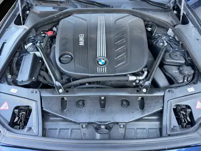 BMW 530d xDrive Steptronic — Berline premium diesel, transmission intégrale, sans sinistre — Miniatur 21