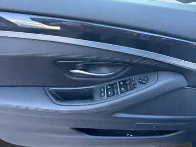BMW 530d xDrive Steptronic — Berline premium diesel, transmission intégrale, sans sinistre — Miniatur 20