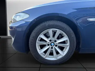 BMW 530d xDrive Steptronic — Berline premium diesel, transmission intégrale, sans sinistre — Miniatur 22