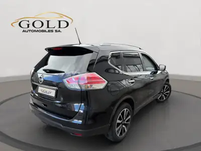 Nissan X-Trail 2.0 dCi N-Connecta — SUV 7 places, 4x4 intégral, expertisé sans accident — side view