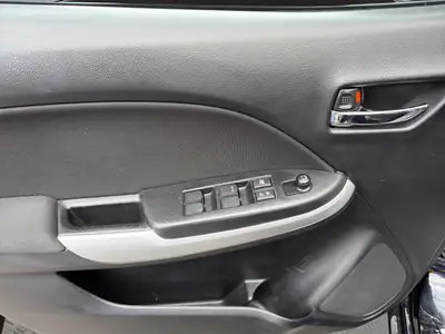 Suzuki Baleno 1.0 Boosterjet Compact Top — Citadine agile, entretien à jour et caméra — Miniature 12
